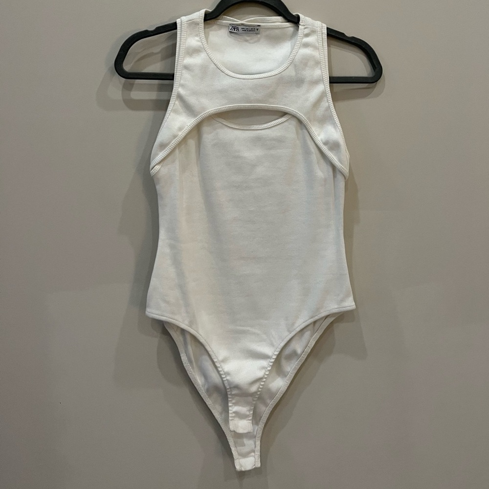 White tank top style body suit